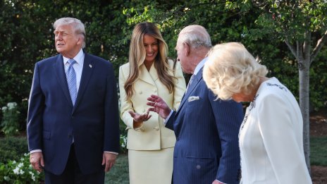 В кадър: Крал Чарлз и кралица Камила пристигнаха в САЩ