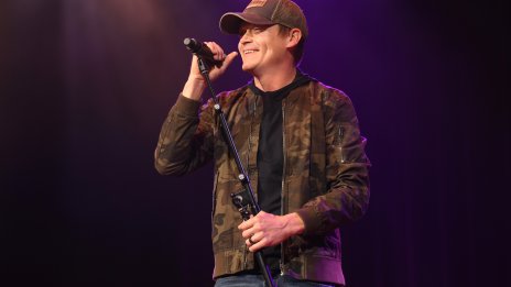 Вокалистът на 3 Doors Down разкри, че е с рак в четвърти стадий
