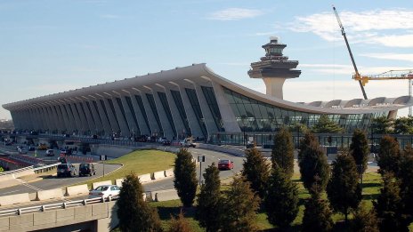 Заради бомбена заплаха блокираха летището във Вашингтон