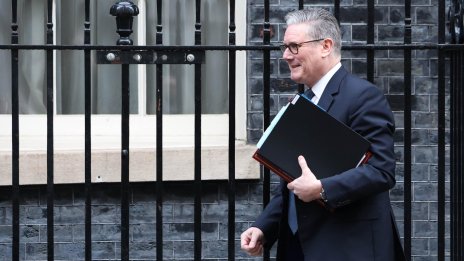 Стармър: Разполагане на войски в Украйна само след гласуване в парламент