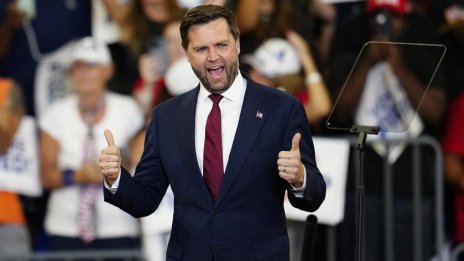 Джей Ди Ванс с най-голямо одобрение в анкета за кандидат-президент