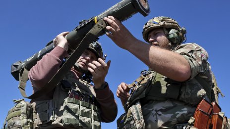Докато Тръмп изисква повече военни разходи, НАТО преосмисля какво е важно