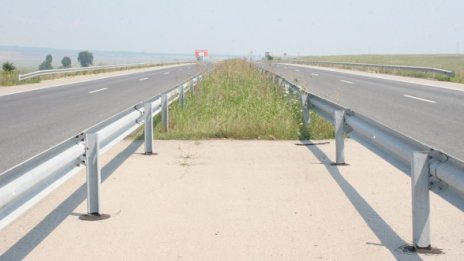 Пътищата са сухи