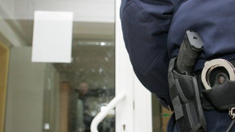 Спипаха 21-годишен, блудствал с пловдивчанка