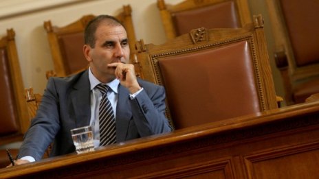 Длъжник гръмнал Лихваря и жена му