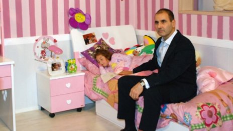 Цветанов се снима във видеоклип на МВР