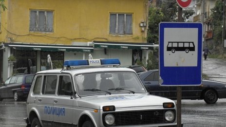 ГДБОП лови маркови дрехи край София