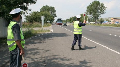 Бързо производство за опит да се подкупи полицай