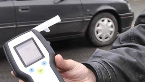 Пиянка отнесе четири паркирани таксита в Шумен