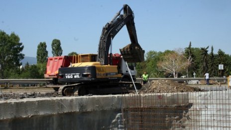Строежът на метрото затваря част от Ломско шосе