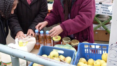 Крадеш туршия, лежиш в ареста