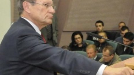 Бащата на "шоковата терапия": По-добре сте от другите държави