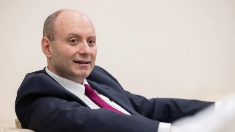 Външният министър спешно извика посланика ни в ОАЕ, започва и проверка на посолството