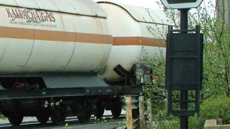 Жп вагон пламна от късо съединение в Пловдив