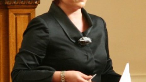 Корнелия Нинова: ГЕРБ прави подарък към контрабандистите