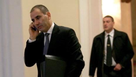 Всички поръчкови убийства от миналото се разследват