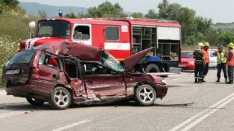 Без колан на задната седалка води до 300 жертви годишно