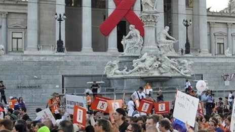 Италианци разработиха ваксина срещу СПИН