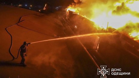 Трима пострадали при руска масирана атака с дронове срещу Одеса