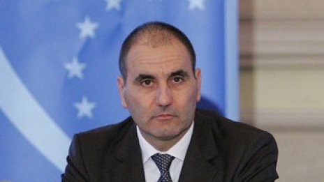 Две лъжици сол, много нескафе и Сумиста вдигал кръвно