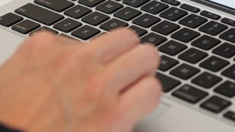 Британска депутатка блокира онлайн порното