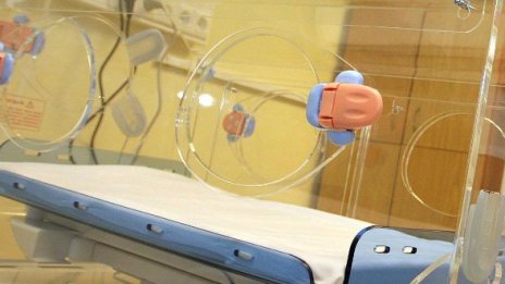 Бащата на мъртвото бебе от Горна Оряховица ще съди лекарите
