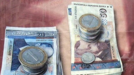 Очакваният бюджетен дефицит за 2011 е под 3%