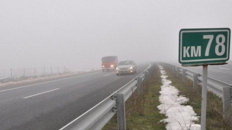 Пътищата в по-голямата част от страната са сухи