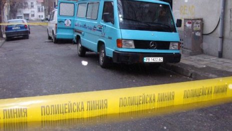 Жестоко убиха жена в Кърджали, единият й син е изчезнал