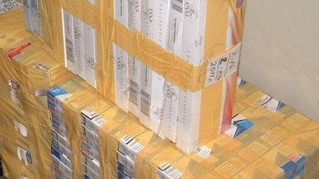 Митничари хванаха 13 000 кутии цигари на Кулата