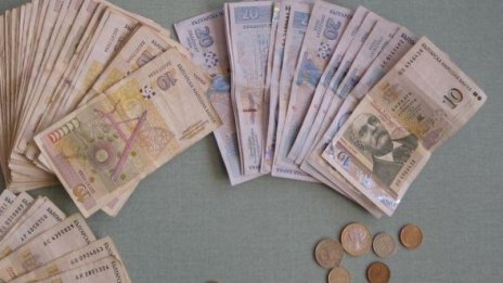 Бургазлийка изгоря с 8 бона