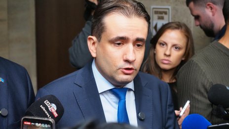 Божанов: Не сме поръчвали статията в статията в "Уолстрийт джърнъл"
