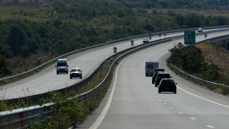 Промяна в движението на магистрала "Струма" днес