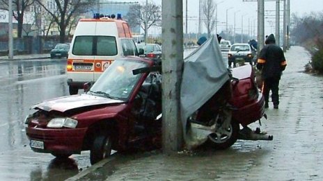 Девет души са ранени при катастрофи през денонощието