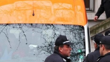 Труп нa бебе в домa нa ученичкaтa, която е в болницa след раждане вкъщи