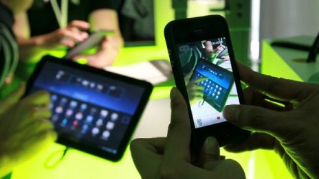 32% от българите не си ползват GSM-ите в чужбина