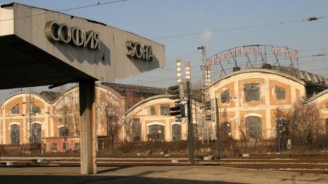 Два допълнителни влака тръгват между София и Кулата