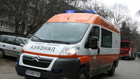 Пребиха лекарка от Спешна помощ
