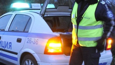 Прибиране от дискотеката приключи в стълб