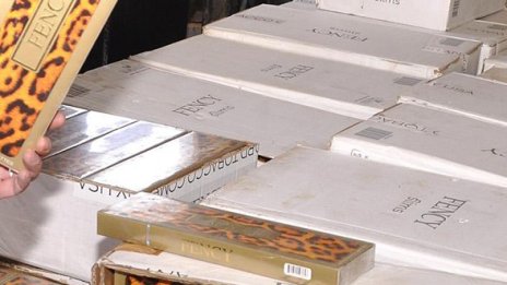 Задържаха 14 800 къса цигари на Гюешево