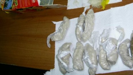 Хероин в презервативи хванаха на Калотина