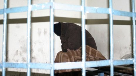 Задържаха избягал затворник, след като крал на воля