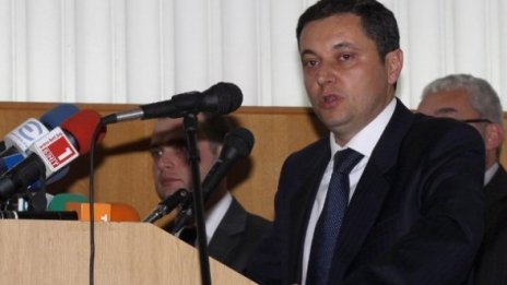 РЗС чака знак от Сините и НДСВ за президентския вот