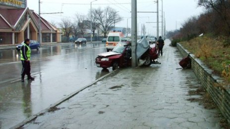 Десет души са ранени в катастрофи за денонощие