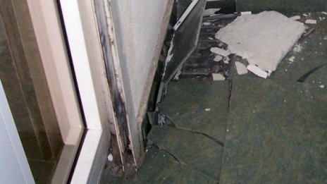 Пари и злато за около 25 бона свити от апартамент в Русе