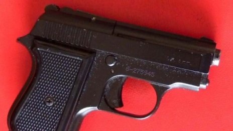 Закопчаха четирима обирджии в Казанлък