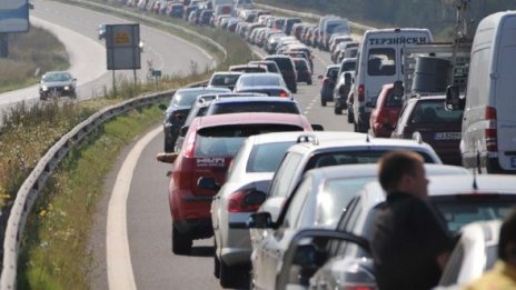Пътищата в страната са сухи