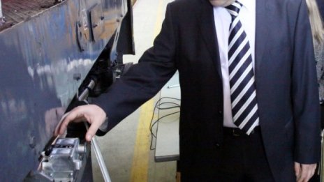 Цяло Охридско езеро от нафта източено от БДЖ