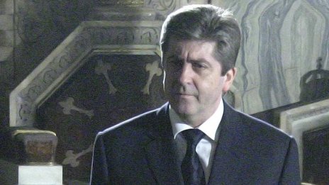 Президентът не ще да е пророк Първанов
