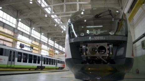 БДЖ пуска допълнителни вагони за празниците